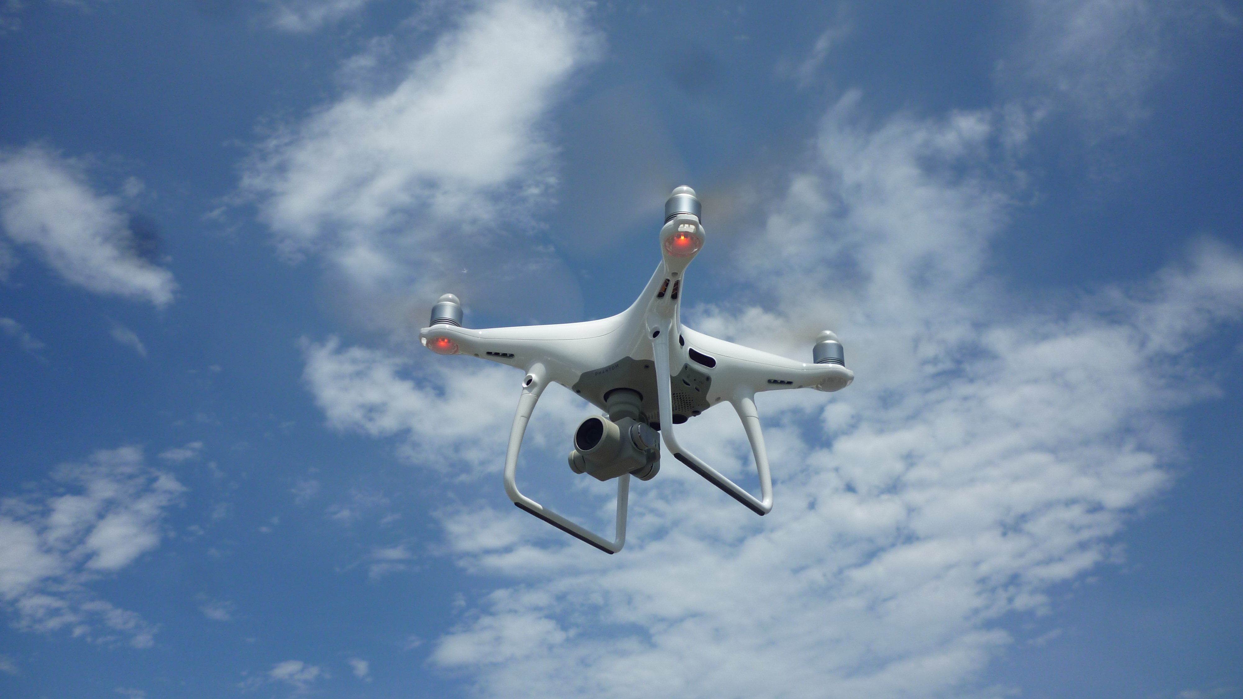 ドローンスクールの予定について